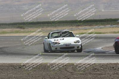 media/Jun-01-2024-CalClub SCCA (Sat) [[0aa0dc4a91]]/Group 3/Race/